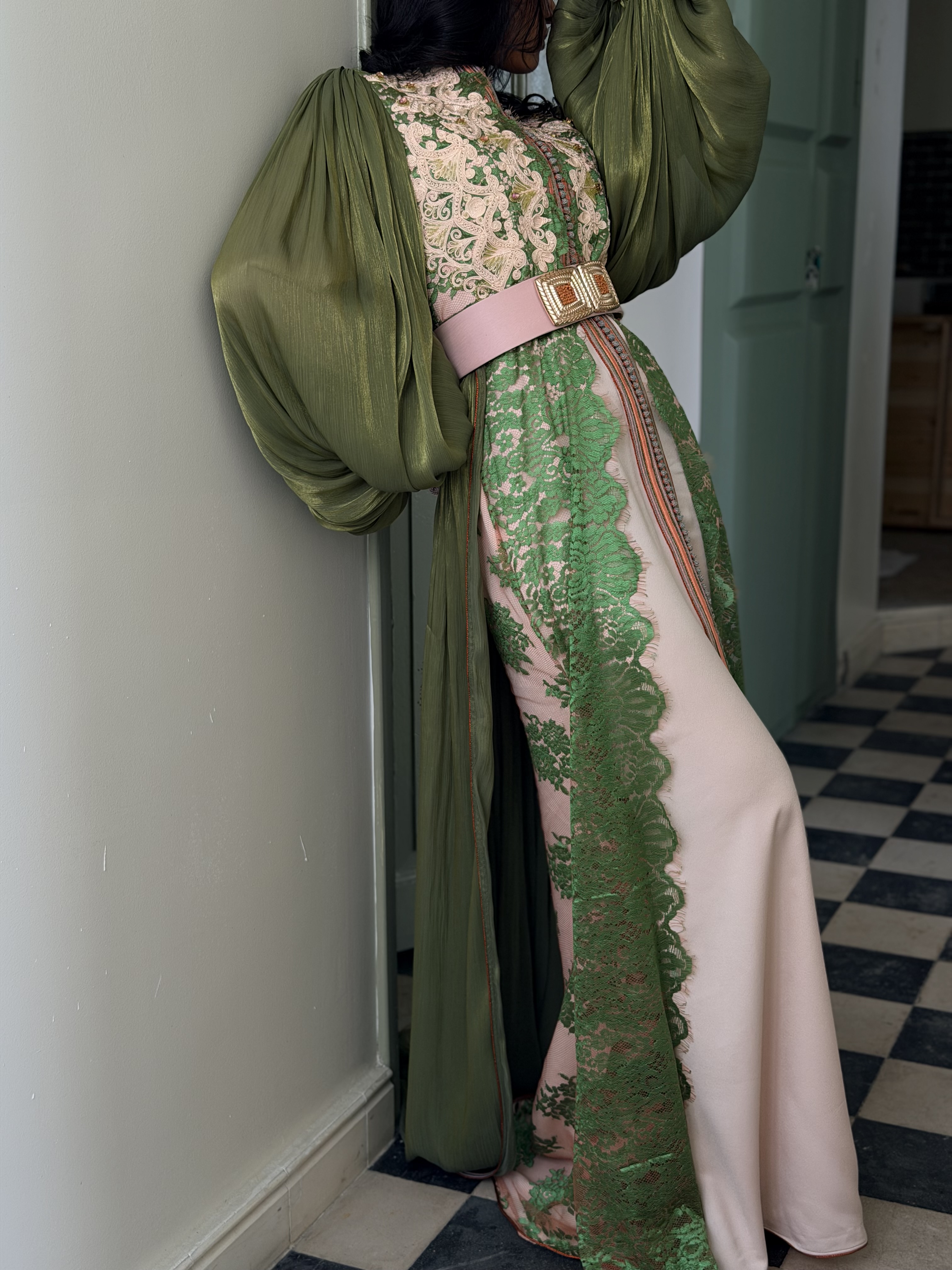 OLIVIA – Image 3